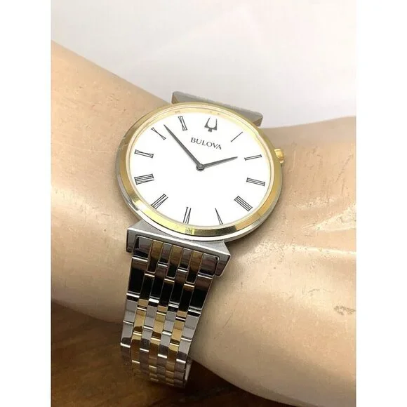 Bulova Men's Watch 98A233 Regatta Quartz White Dial Two Tone Gold Silver Steel